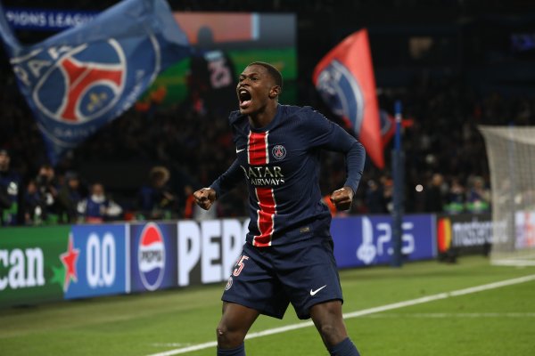 飞翼！努诺-门德斯本赛季欧冠3场2球2助功   4造重大机会是同期最多