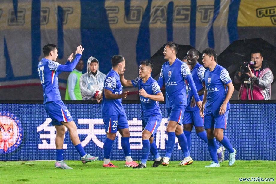 [图]于汉超破门 上海申花2-1反转  青岛西海岸在线老虎机赢钱技巧