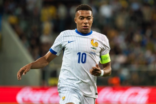 对姆总有何期待？姆巴佩连续3届征战世界杯赛   19岁夺魁  23岁总决赛  超神